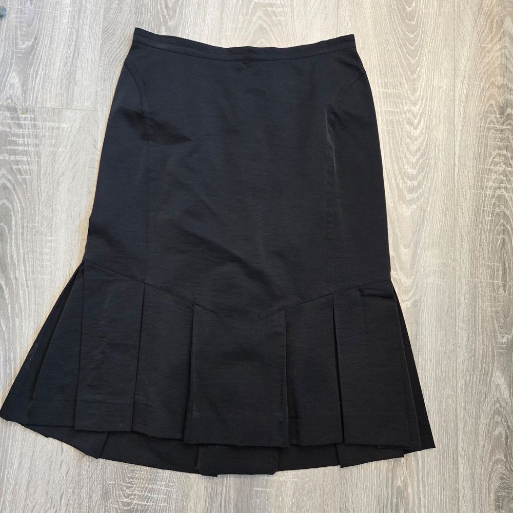 Solar Brand solid black ‎ pleated womans  skirt size S